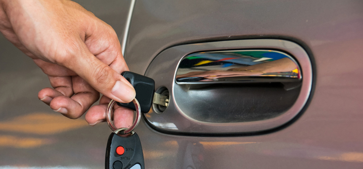 Car door lock repair in Willowbrook